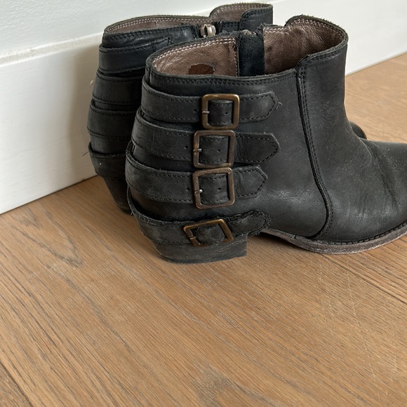 Hudson Horrigan Boots - Picture 2 of 6